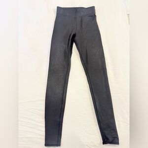 Alo Yoga Black Leggings